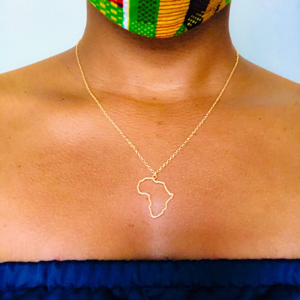 Africa Map Link Chain and Pendant - Dainty Jewelry - Picture 11 of 12